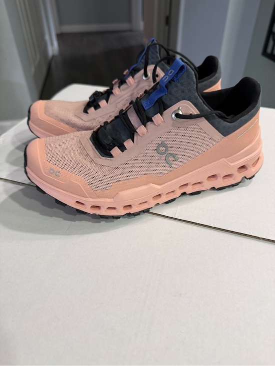 On Running Shoes - On Running Women's Trail Runners in Pink with Black Accents
